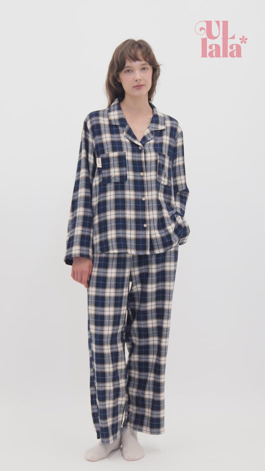 ULLALA Closure women’s homewear pajama set with classic plaid pattern